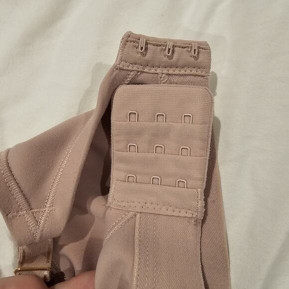 Soma Embraceable FC Wireless Unlined Bra 38C Pink Nude Back Close Hook Eye - Picture 7 of 7